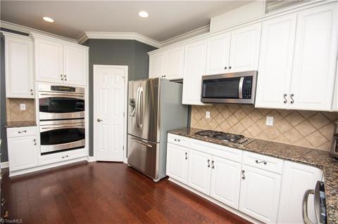 4608 River Valley Rd, High Point, NC 27265 photo 2