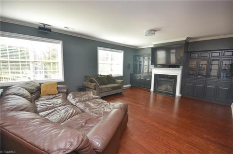 4608 River Valley Rd, High Point, NC 27265 photo 9