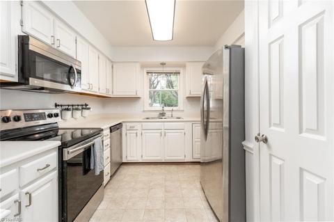 2453 Willard Rd, High Point, NC 27265 photo 13