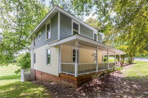 1871 Pine Hall Rd, Pine Hall, NC 27042 photo 2