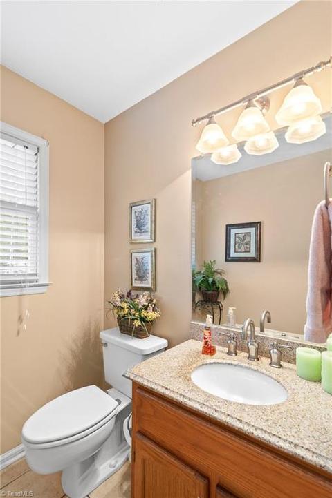 3402 Corvair Dr, High Point, NC 27265 photo 14