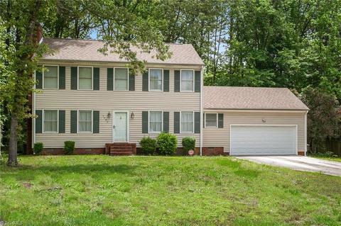 3402 Corvair Dr, High Point, NC 27265 photo 1