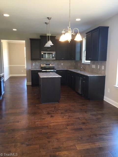 128 Saddlebrook Dr, Advance, NC 27006 photo 6