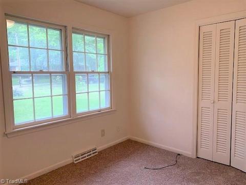 1430 Bragg Ct, High Point, NC 27265 photo 12