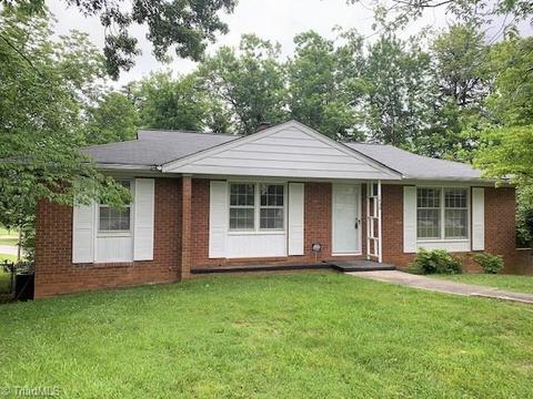 1430 Bragg Ct, High Point, NC 27265 photo 1