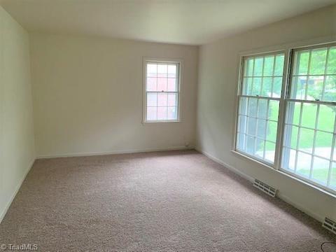 1430 Bragg Ct, High Point, NC 27265 photo 5