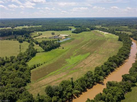 630 Eagle Falls Rd, Madison, NC 27025 photo 1