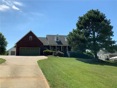 3369 Old Mountain Rd, Trinity, NC 27370 photo 1