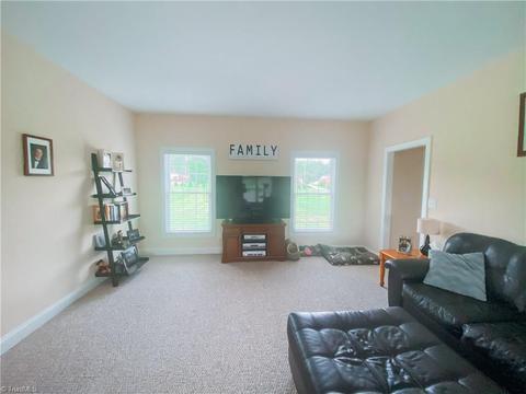 214 Maple Dr, Mount Airy, NC 27030 photo 11