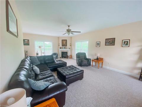 214 Maple Dr, Mount Airy, NC 27030 photo 10