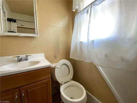 2408 Williams Ave, High Point, NC 27262 photo 12