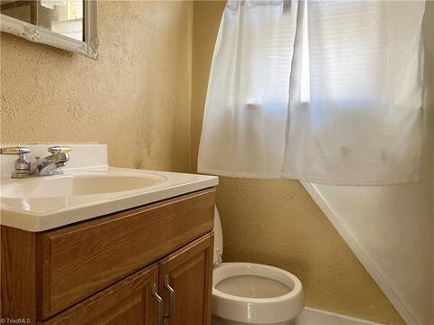 2408 Williams Ave, High Point, NC 27262 photo 11