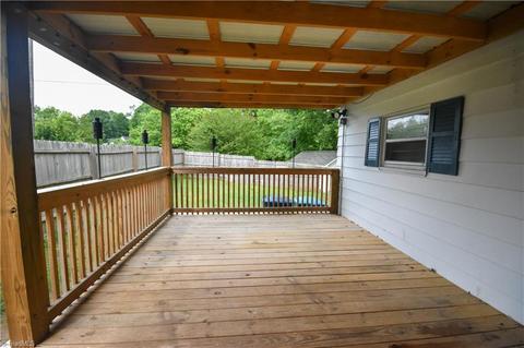 187 Erwin St, Cooleemee, NC 27014 photo 5