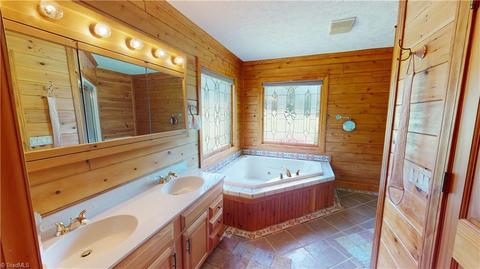 968 Corner Rd, Pinnacle, NC 27043 photo 18