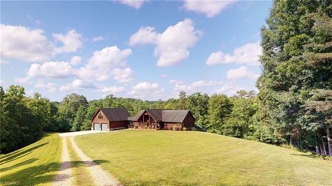 968 Corner Rd, Pinnacle, NC 27043 photo 1