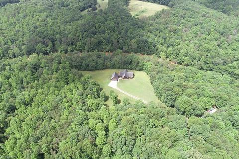 968 Corner Rd, Pinnacle, NC 27043 photo 29