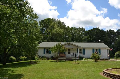 1673 K Fork Rd, Madison, NC 27025 photo 4