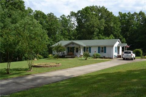 1673 K Fork Rd, Madison, NC 27025 photo 1