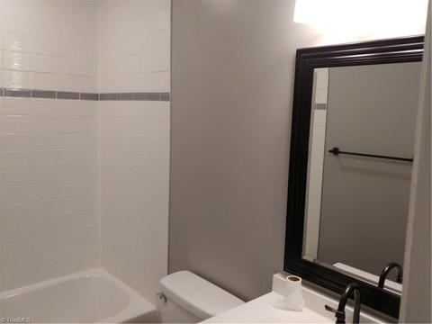 515 Cedar St, Eden, NC 27288 photo 11