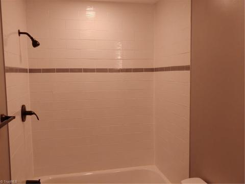 515 Cedar St, Eden, NC 27288 photo 10