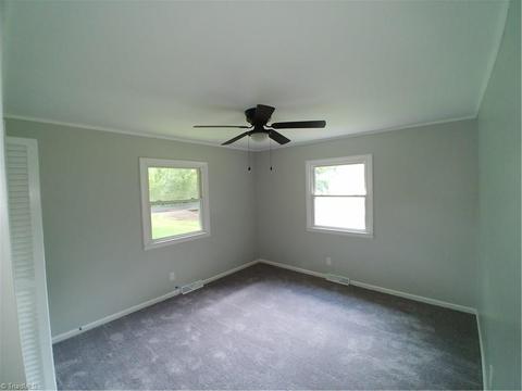 515 Cedar St, Eden, NC 27288 photo 17