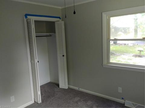 515 Cedar St, Eden, NC 27288 photo 5