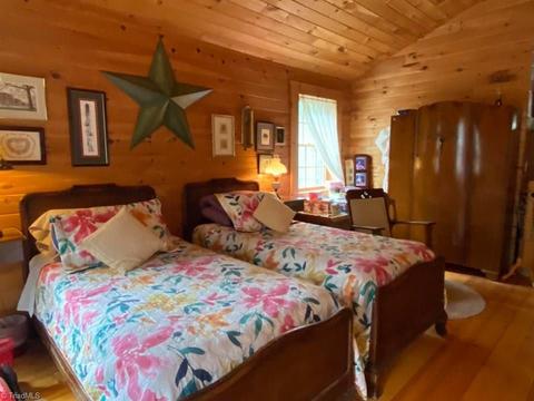 103 Galax Dr, Purlear, NC 28665 photo 16