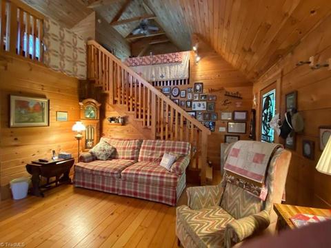 103 Galax Dr, Purlear, NC 28665 photo 9