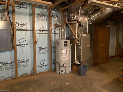 103 Galax Dr, Purlear, NC 28665 photo 28