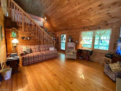 103 Galax Dr, Purlear, NC 28665 photo 11