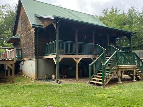 103 Galax Dr, Purlear, NC 28665 photo 1