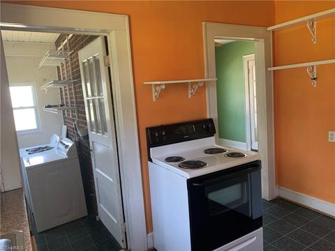 107 Carson St, Pilot Mountain, NC 27041 photo 10
