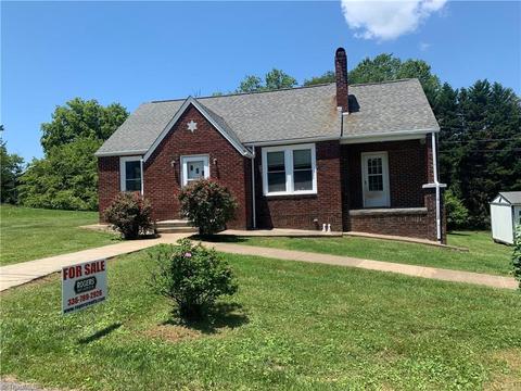 107 Carson St, Pilot Mountain, NC 27041 photo 28