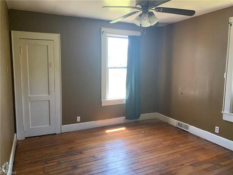 107 Carson St, Pilot Mountain, NC 27041 photo 14