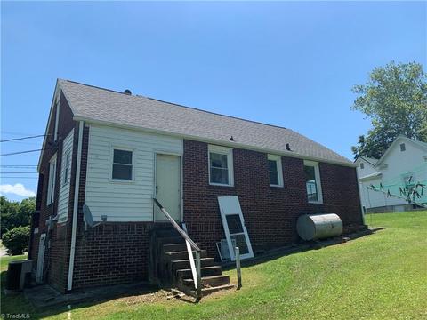 107 Carson St, Pilot Mountain, NC 27041 photo 27