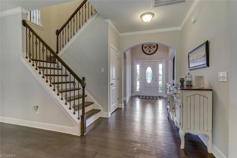2419 Hammock Dr, High Point, NC 27265 photo 4