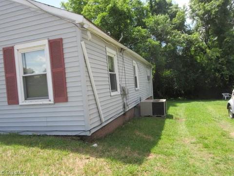 706 Kearns Ave, High Point, NC 27260 photo 5