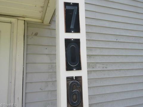 706 Kearns Ave, High Point, NC 27260 photo 2