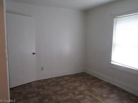 706 Kearns Ave, High Point, NC 27260 photo 11