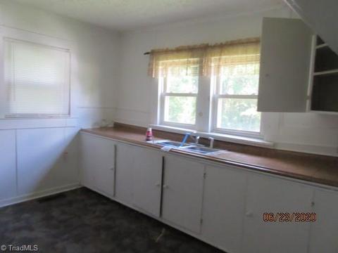 706 Kearns Ave, High Point, NC 27260 photo 14