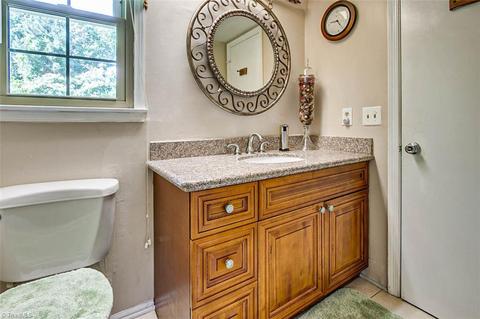 2504 Suffolk Ave, High Point, NC 27265 photo 25