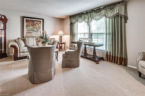 2504 Suffolk Ave, High Point, NC 27265 photo 5