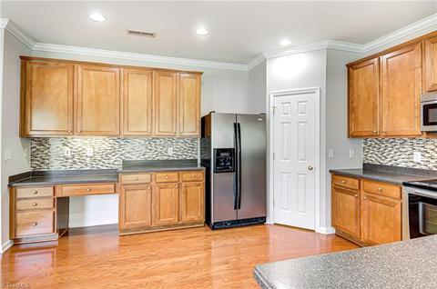 3905 Tonsley Pl, High Point, NC 27265 photo 13
