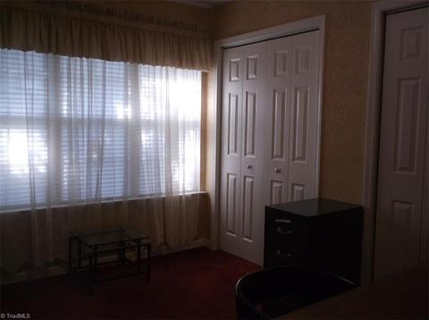 2913 Firethorn Dr, High Point, NC 27265 photo 20