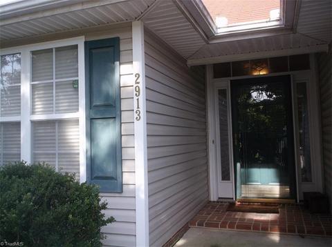 2913 Firethorn Dr, High Point, NC 27265 photo 2