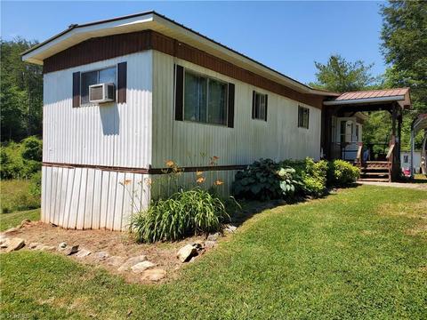 126 Locust Run Ln, Lowgap, NC 27024 photo 1