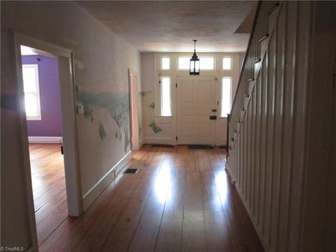 5576 Main St, Bethania, NC 27010 photo 9