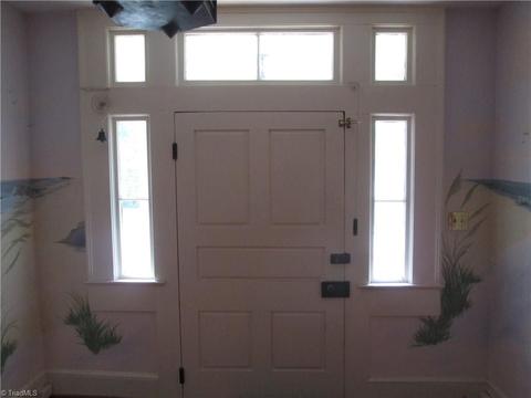 5576 Main St, Bethania, NC 27010 photo 11