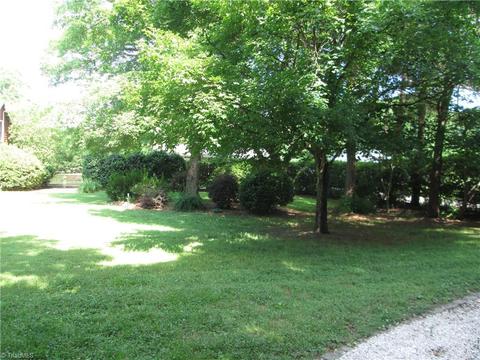 5576 Main St, Bethania, NC 27010 photo 22