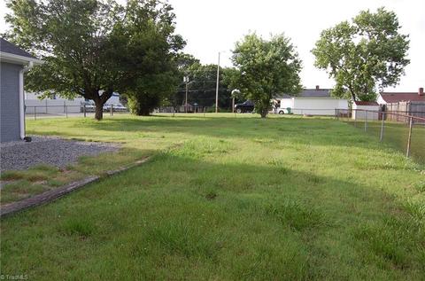 801 Arthur Ave, High Point, NC 27263 photo 22